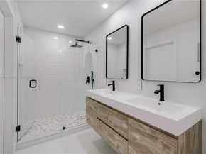 3068 NE 49th St, Fort Lauderdale FL 33308