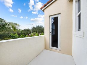 1732 NW 124th Pl, Pembroke Pines FL 33028