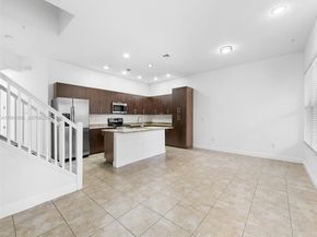 1732 NW 124th Pl, Pembroke Pines FL 33028