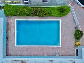 3551 NE 169th St 105, North Miami Beach FL 33160