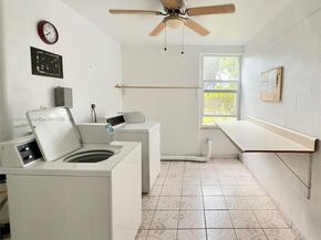 3551 NE 169th St 105, North Miami Beach FL 33160
