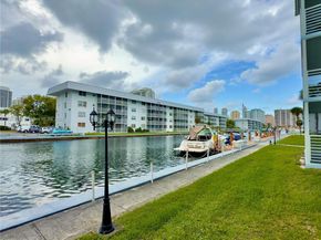3551 NE 169th St 105, North Miami Beach FL 33160