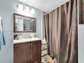 16200 Golf Club Rd 102, Weston FL 33326