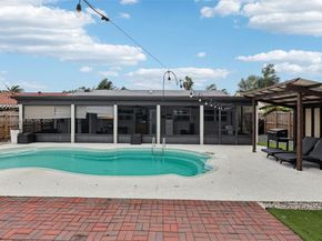 9360 NW 33rd Mnr, Sunrise FL 33351