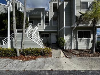 3437 NW 44th St
