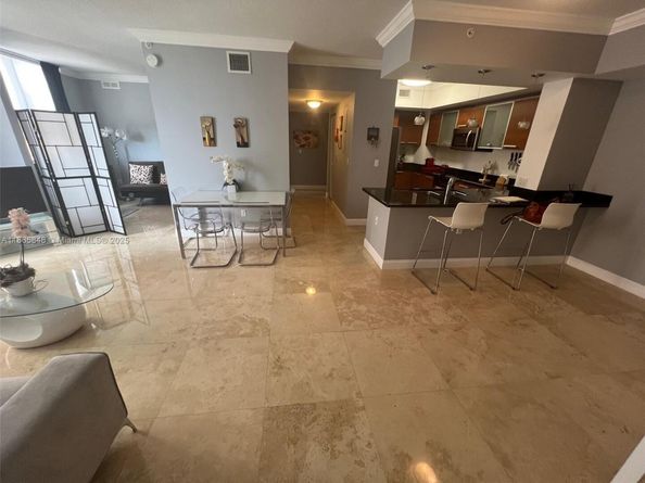 2030 S Douglas Rd 611, Coral Gables FL 33134