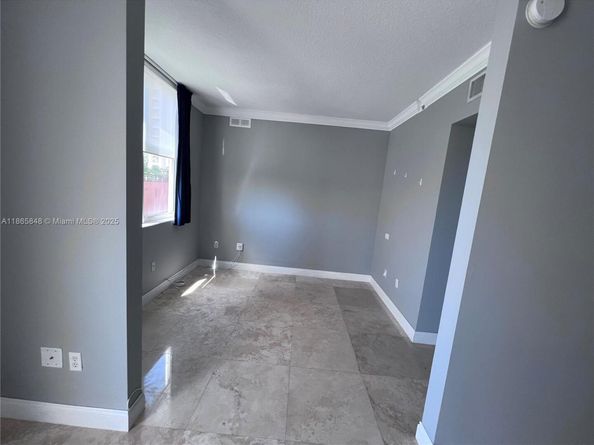 2030 S Douglas Rd 611, Coral Gables FL 33134