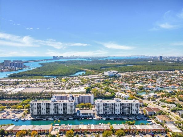 3545 NE 166th St 510, North Miami Beach FL 33160