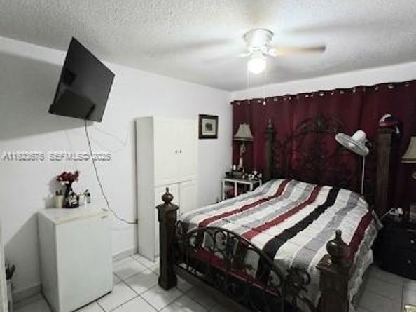 1939 SW 5th St 4, Miami FL 33135