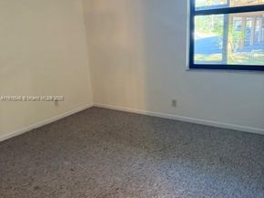 400 Commodore Dr 108, Plantation FL 33325