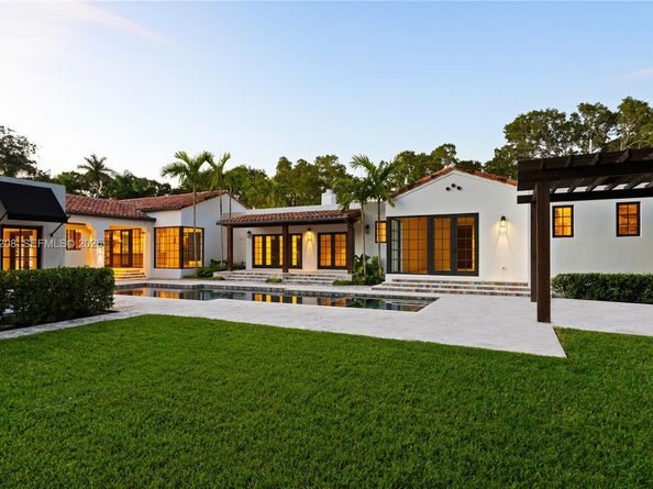 1212 Sorolla Ave, Coral Gables FL 33134