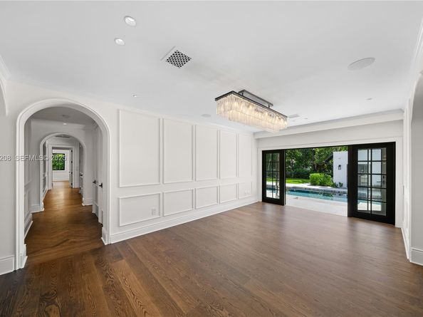 1212 Sorolla Ave, Coral Gables FL 33134