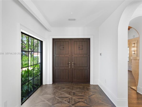 1212 Sorolla Ave, Coral Gables FL 33134