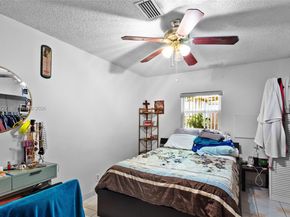 641 NE 56th Ct, Oakland Park FL 33334