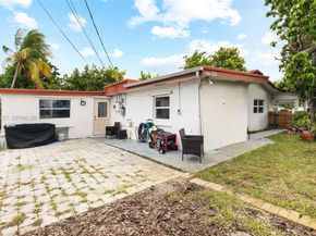 641 NE 56th Ct, Oakland Park FL 33334
