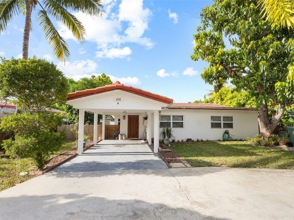641 NE 56th Ct, Oakland Park FL 33334