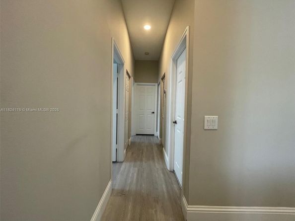 1087 Chenille Cir, Weston FL 33327