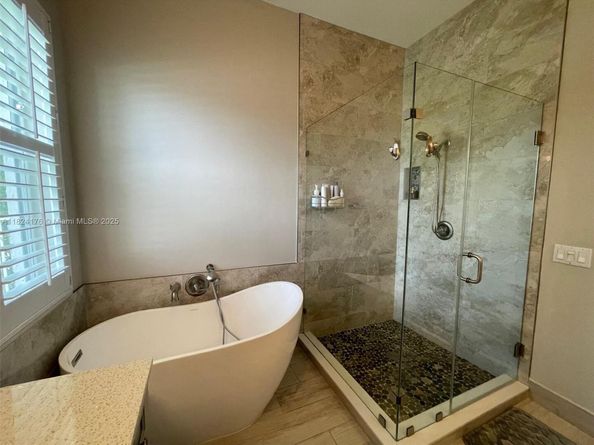 1087 Chenille Cir, Weston FL 33327