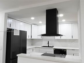 2496 SW 8th St, Fort Lauderdale FL 33312