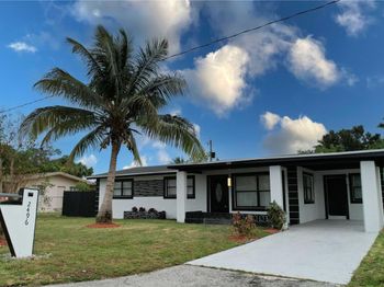 2496 SW 8th St