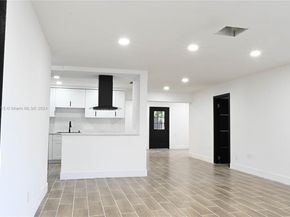 2496 SW 8th St, Fort Lauderdale FL 33312