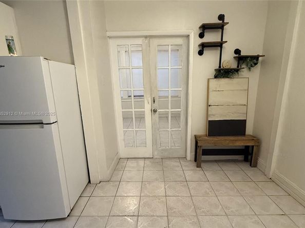 720 SW 5th St, Miami FL 33130