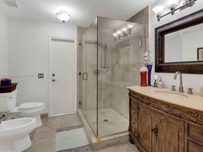 7080 SW 98th Ave, Miami FL 33173