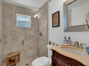 7080 SW 98th Ave, Miami FL 33173