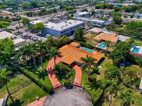 7080 SW 98th Ave, Miami FL 33173