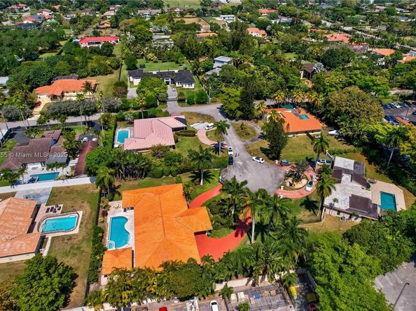 7080 SW 98th Ave, Miami FL 33173