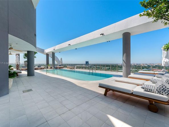 2678 Tigertail Ave 502, Coconut Grove FL 33133