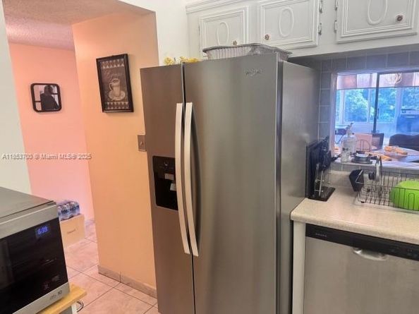 4270 NW 40th St 306, Lauderdale Lakes FL 33319