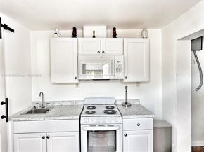 7031 SW 27th Ct, Miramar FL 33023