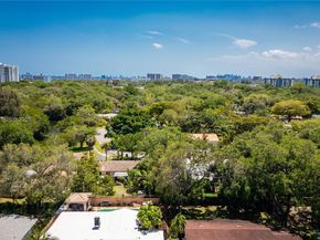 1801 NE 140th St 306, North Miami FL 33181