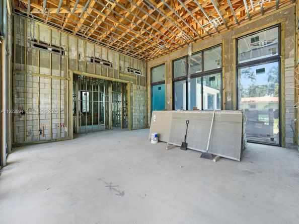 8275 SW 93rd St, Miami FL 33156