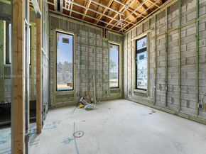 8275 SW 93rd St, Miami FL 33156