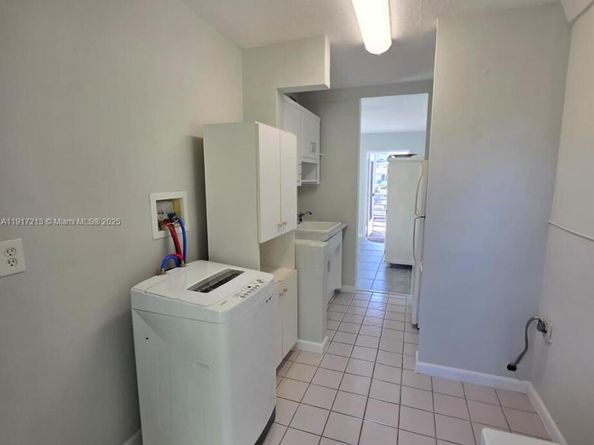 1025 SE 15th St 9C, Fort Lauderdale FL 33316