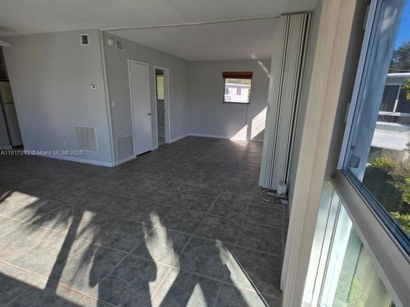 1025 SE 15th St 9C, Fort Lauderdale FL 33316