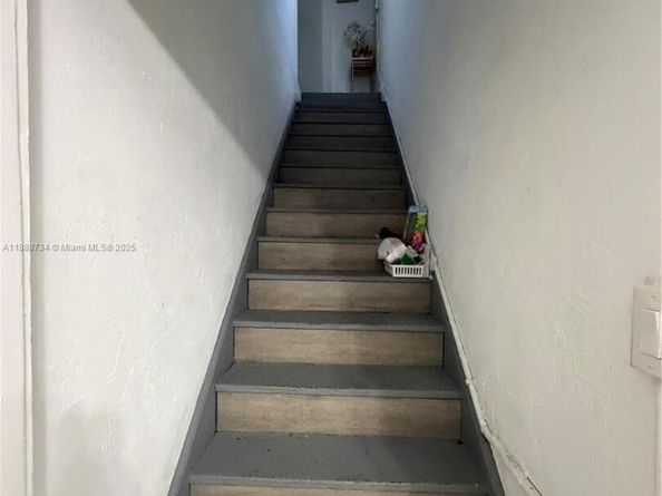 3320 NW 14th Ave, Miami FL 33142