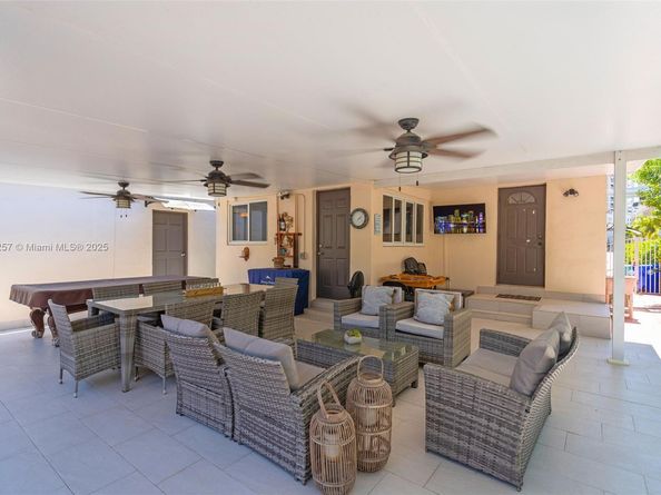 1901 SW 37th Ave, Miami FL 33145