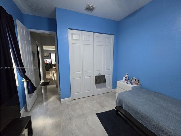 2520 NW 4th St, Boynton Beach FL 33426