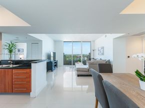 3232 SW 22nd Ter 1910, Miami FL 33145