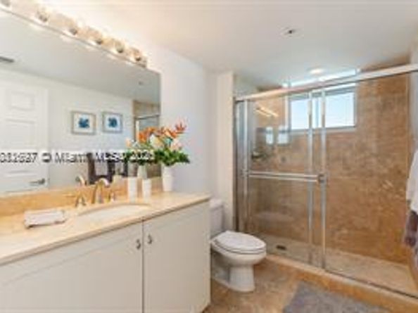 3232 SW 22nd Ter 1910, Miami FL 33145