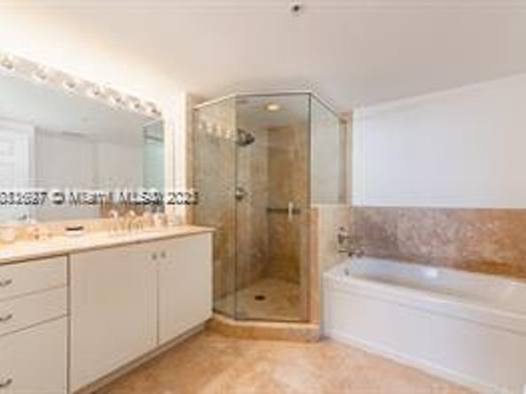 3232 SW 22nd Ter 1910, Miami FL 33145