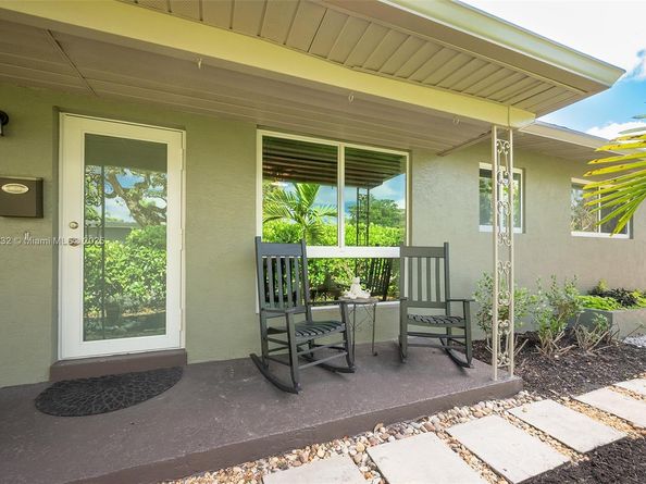 1532 NE 39th St, Oakland Park FL 33334