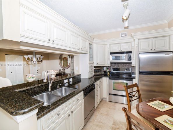 17100 N Bay Rd 1107, Sunny Isles Beach FL 33160