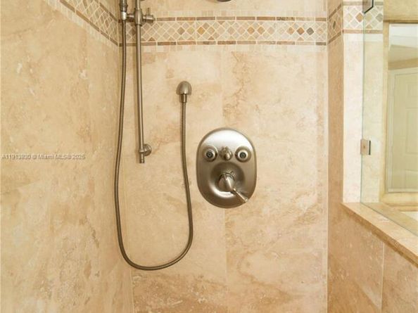 17100 N Bay Rd 1107, Sunny Isles Beach FL 33160