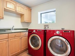 6230 SW 112th St, Pinecrest FL 33156
