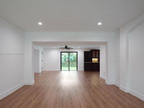 6230 SW 112th St, Pinecrest FL 33156