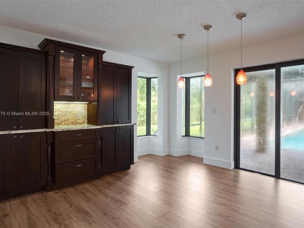 6230 SW 112th St, Pinecrest FL 33156